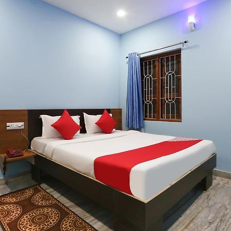 Vaccinated Staff- Oyo 45958 New Castle Inn Bhubaneswar Bagian luar foto