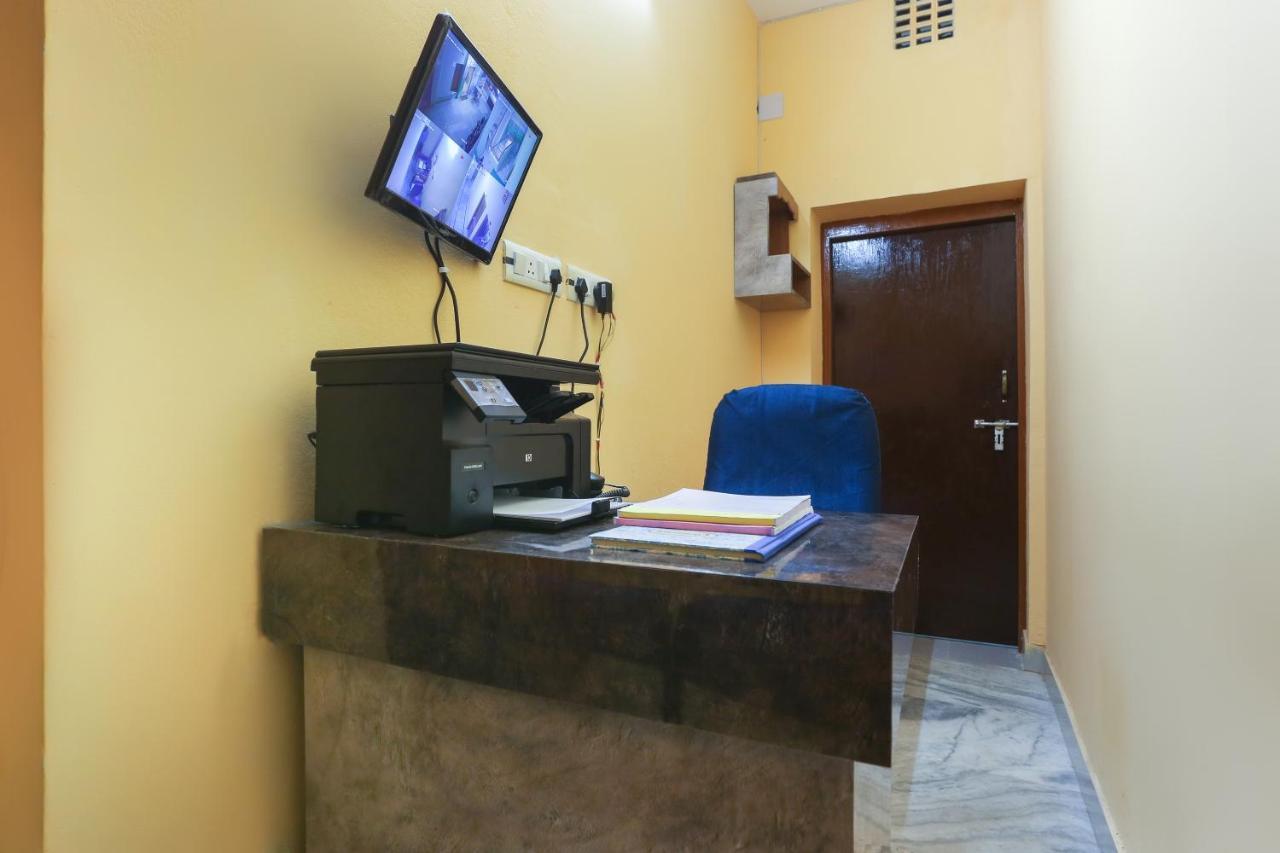 Vaccinated Staff- Oyo 45958 New Castle Inn Bhubaneswar Bagian luar foto